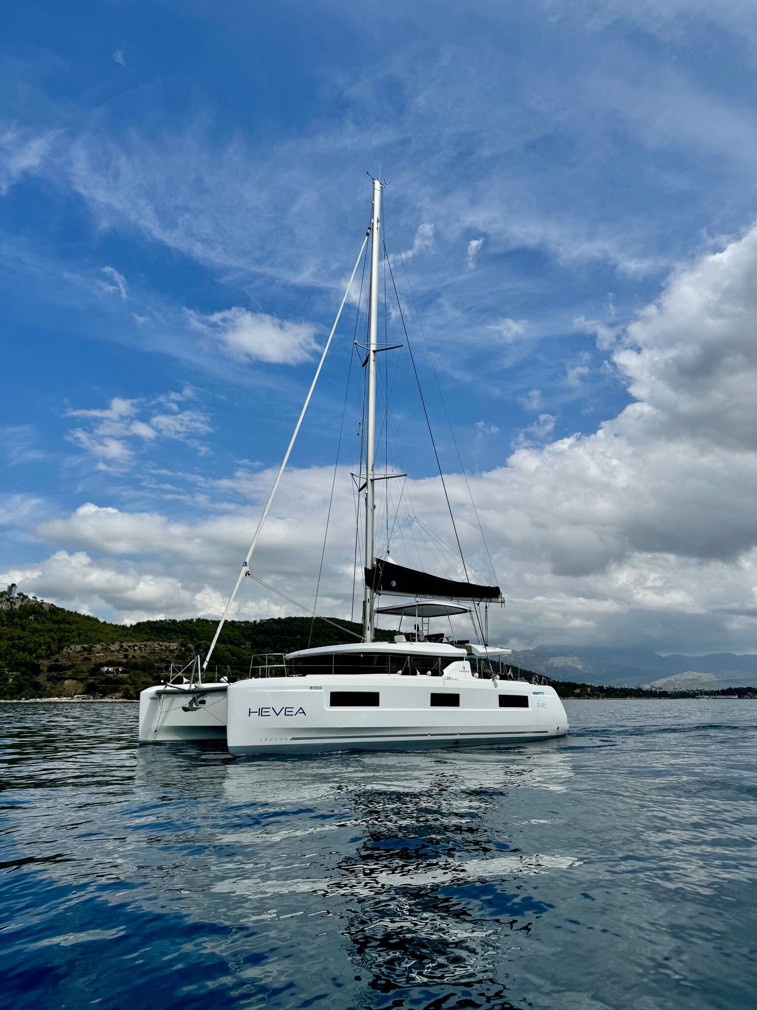 Catamaran Lagoon 46 OW Hevea