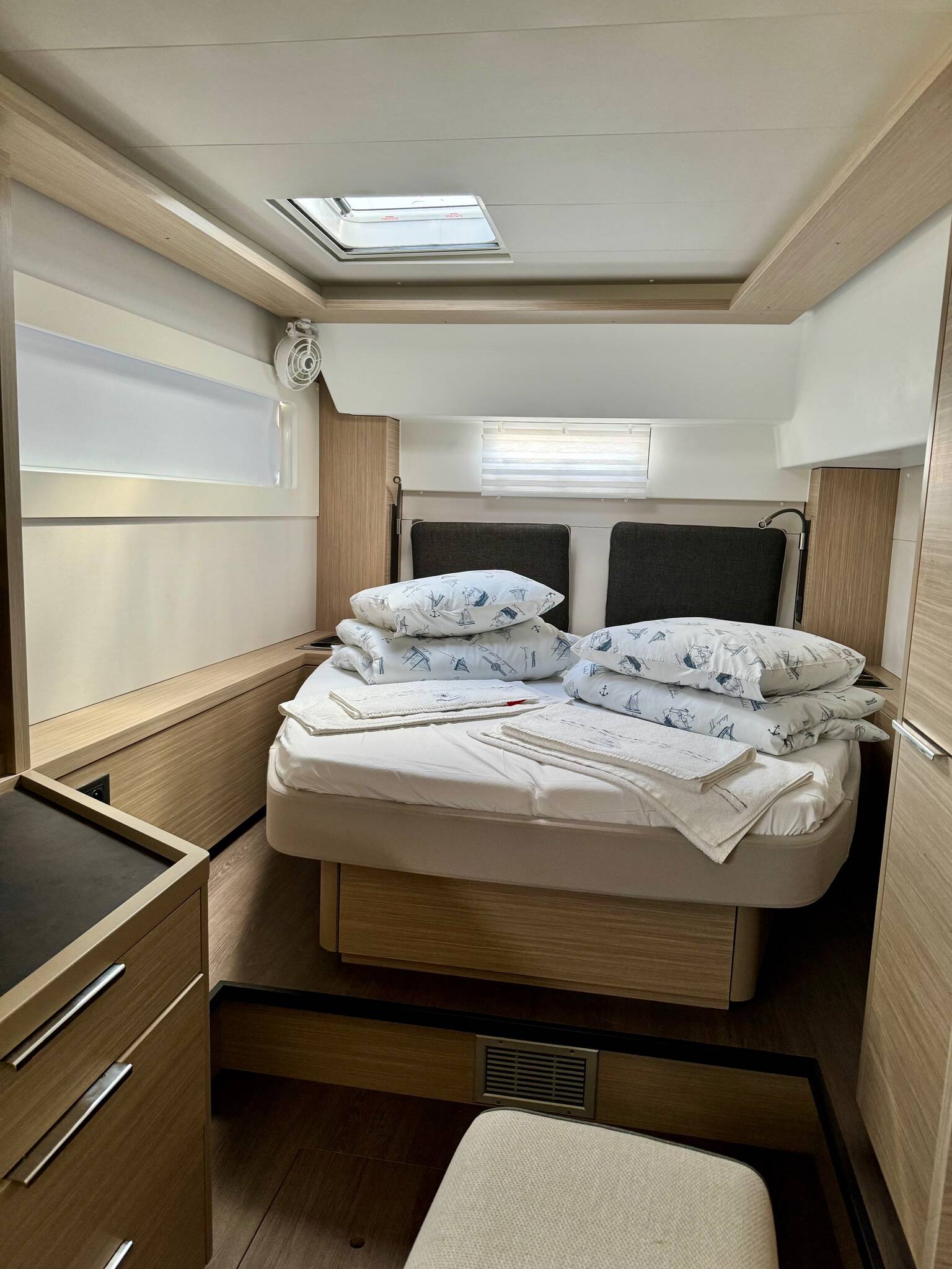 Catamaran Lagoon 46 OW Hevea