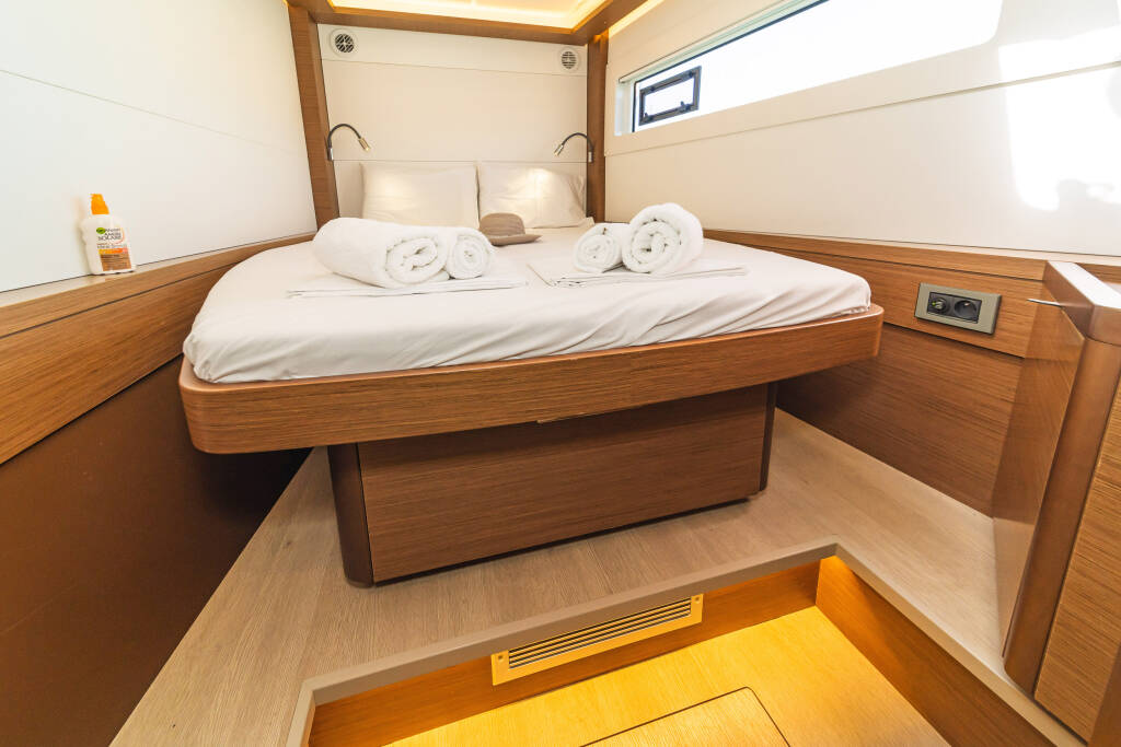 Catamaran Lagoon 46 Harmony