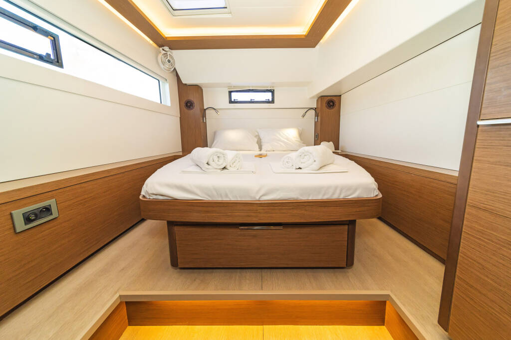 Catamaran Lagoon 46 Harmony