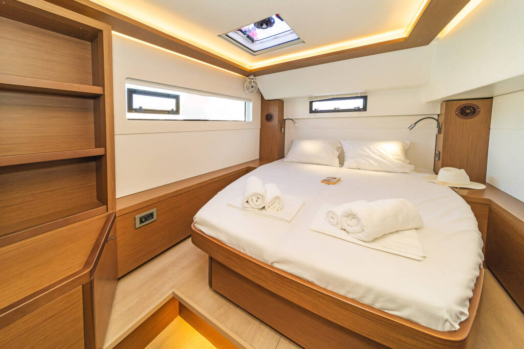 Catamaran Lagoon 46 Harmony