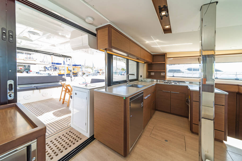 Catamaran Lagoon 46 Harmony