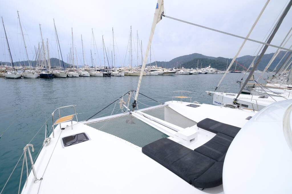 Catamaran Lagoon 46 Blu