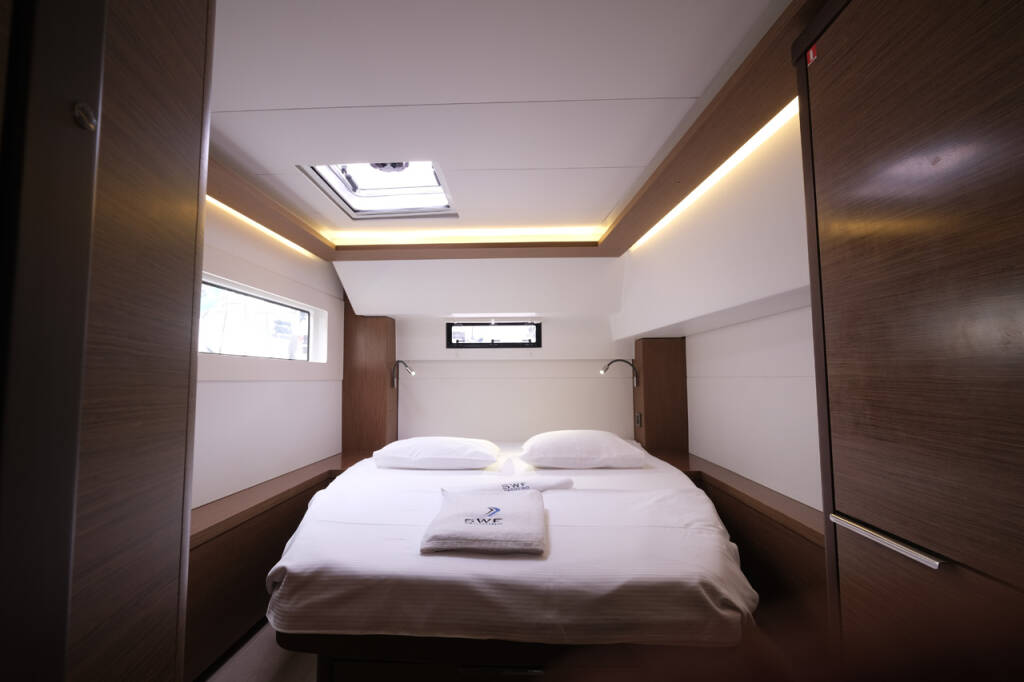 Catamaran Lagoon 46 Blu