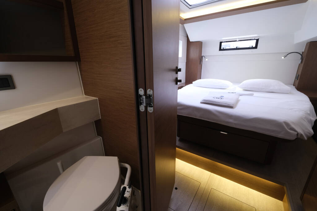 Catamaran Lagoon 46 Blu