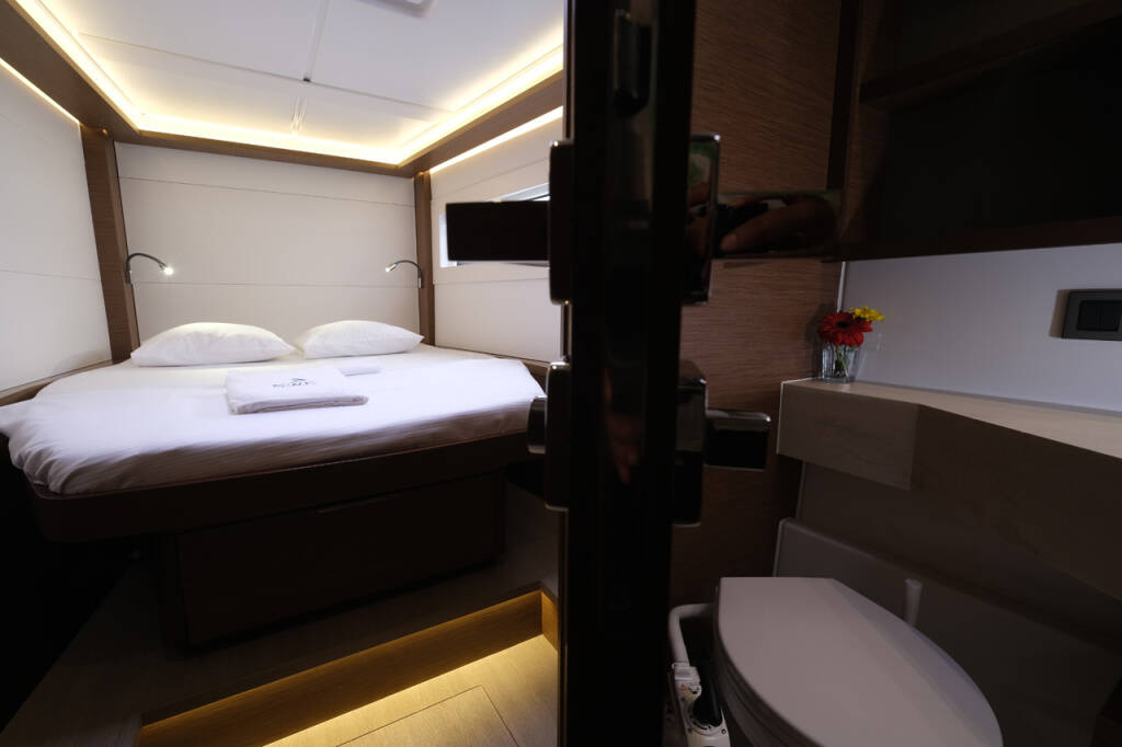 Catamaran Lagoon 46 Blu