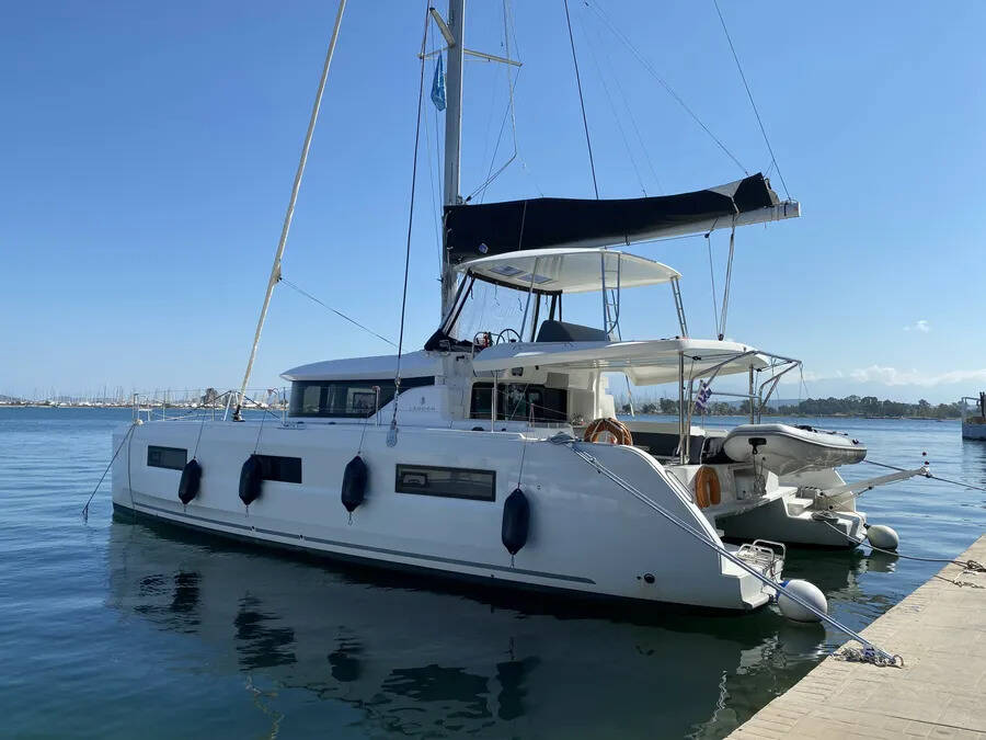 Catamaran Lagoon 46 Sundowner