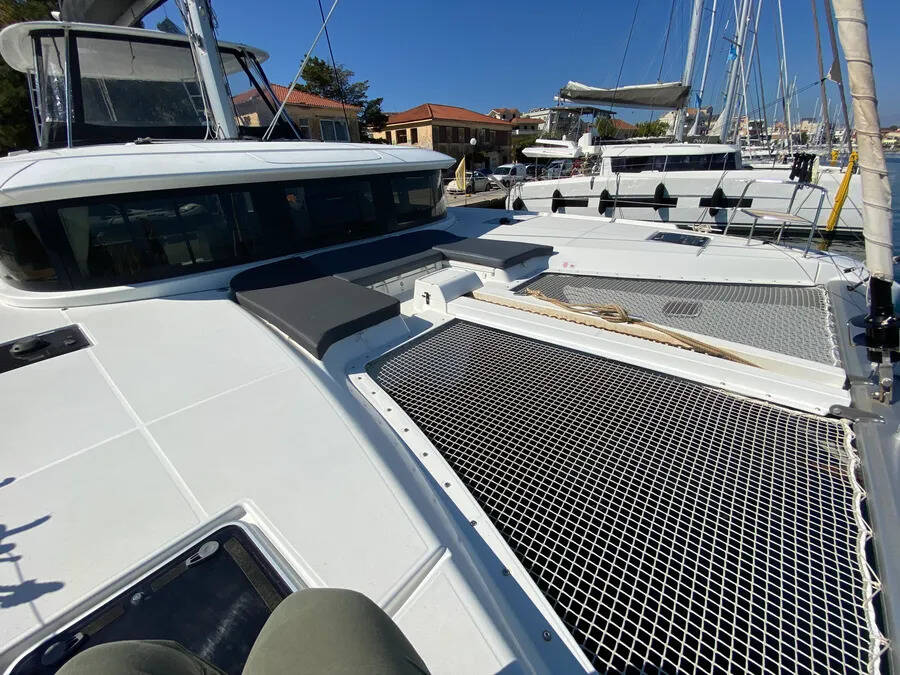 Catamaran Lagoon 46 Sundowner