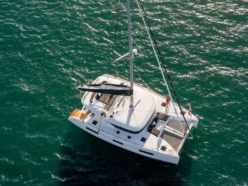 Catamaran Lagoon 46 Sundowner