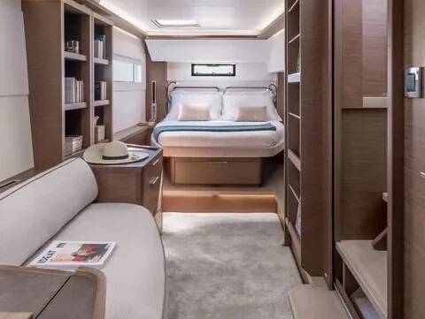 Catamaran Lagoon 46 Sundowner