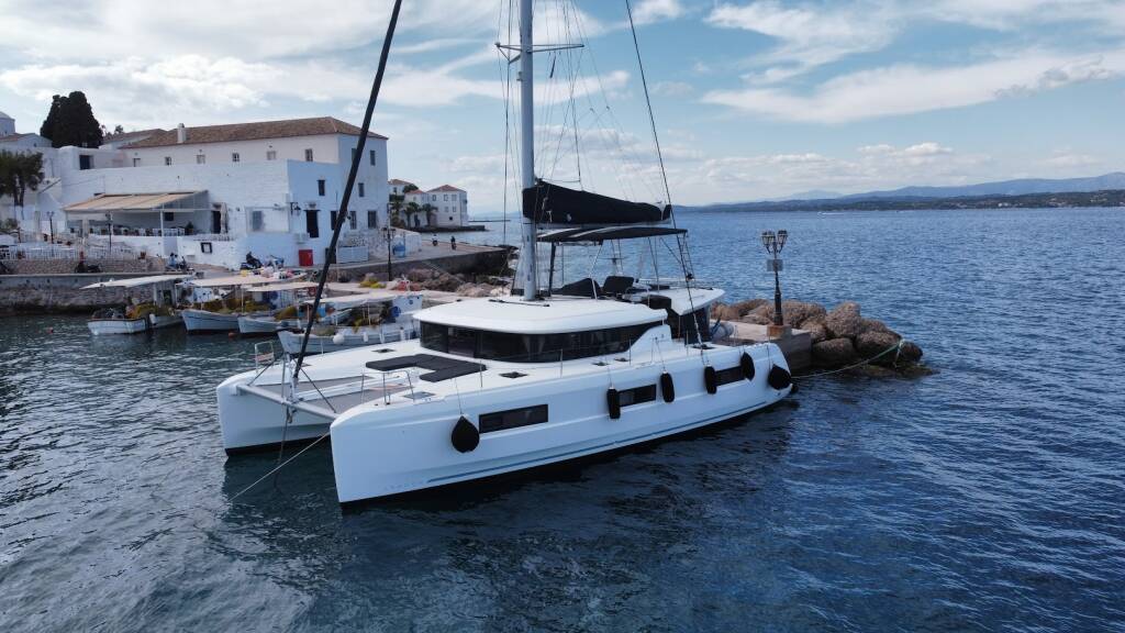 Catamaran Lagoon 46 Zen