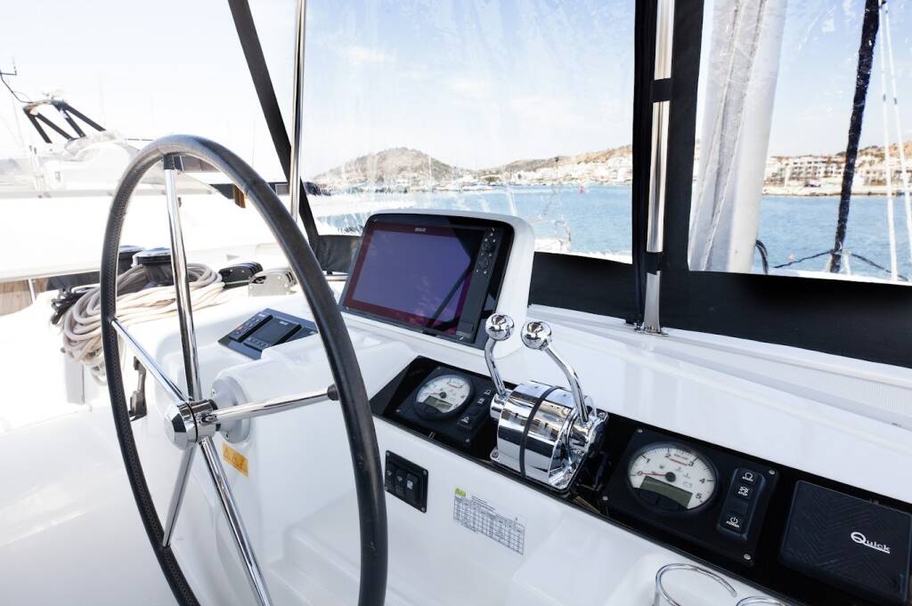 Catamaran Lagoon 46 Zen