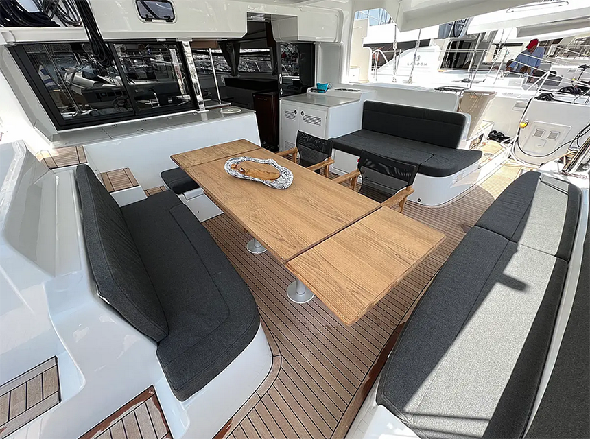 Catamaran Lagoon 46 Galaxy