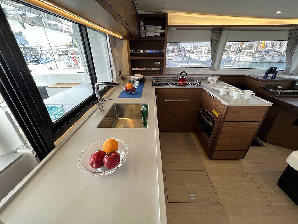 Catamaran Lagoon 46 Galaxy