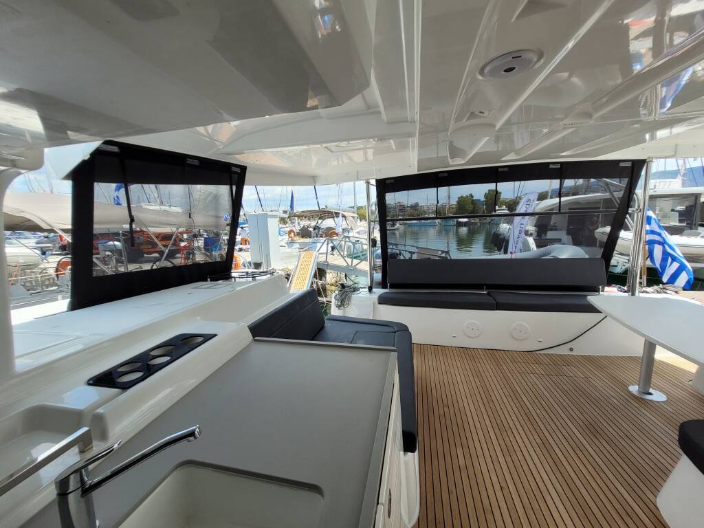 Catamaran Lagoon 46 Pergisos