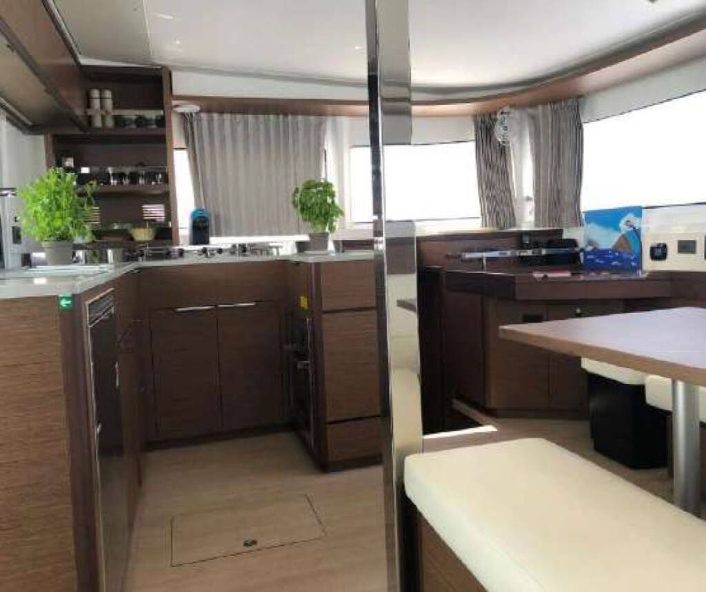 Katamaran Lagoon 46 CLASS