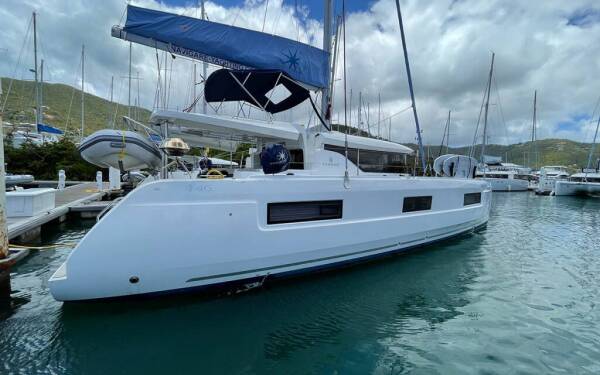 Lagoon 46 No Regrets Athens, Agios Kosmas marina