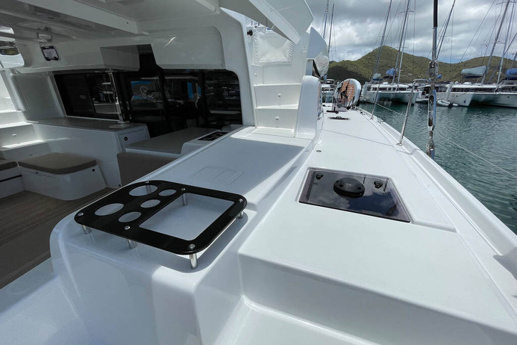 Catamaran Lagoon 46 No Regrets