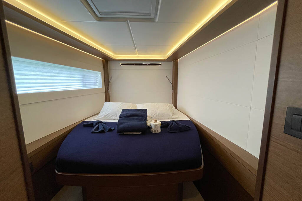 Catamaran Lagoon 46 No Regrets