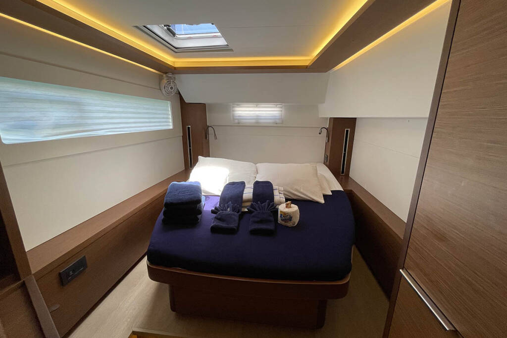 Catamaran Lagoon 46 No Regrets