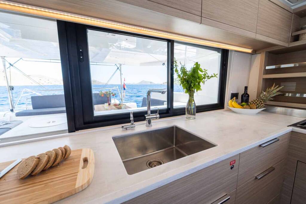 Catamaran Lagoon 46 Mare Luna