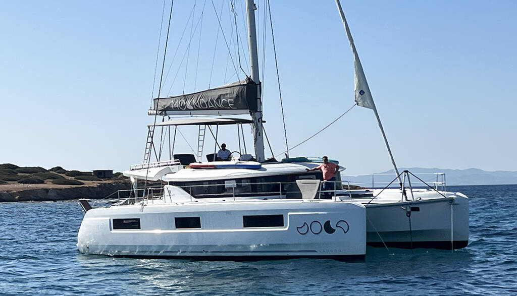 Catamaran Lagoon 46 Moondance