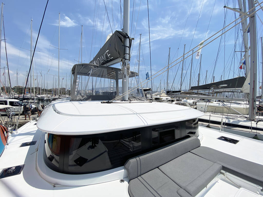 Catamaran Lagoon 46 Moondance