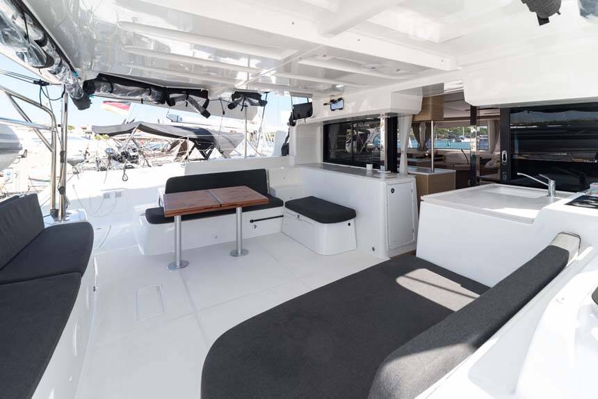 Catamaran Lagoon 46 Movelli