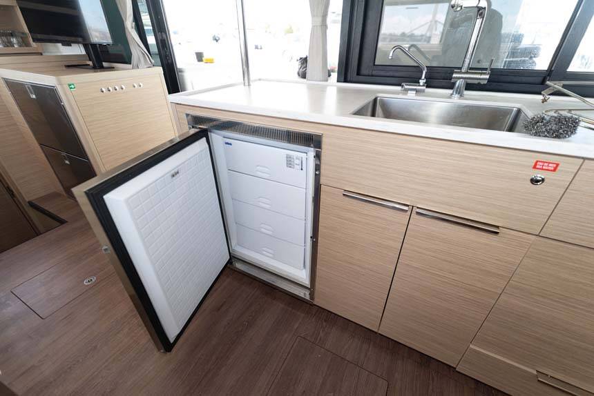 Catamaran Lagoon 46 Movelli