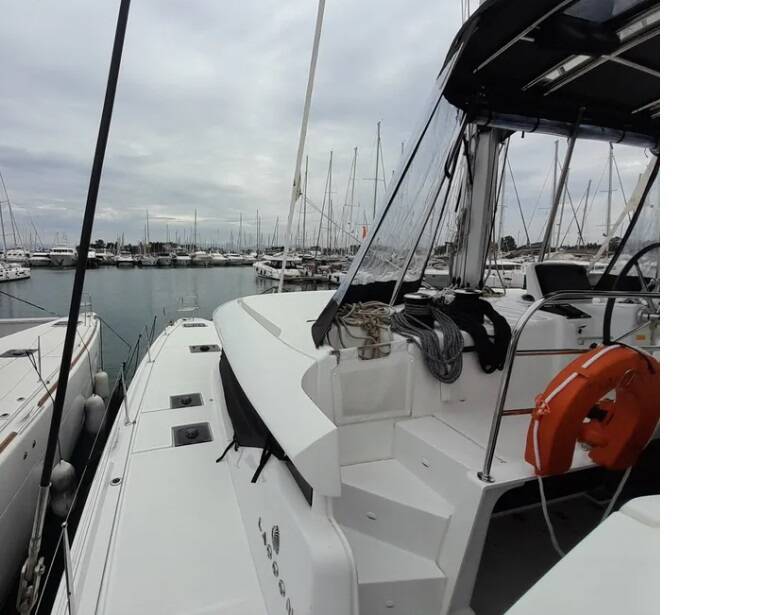 Catamaran Lagoon 46 Thalasea