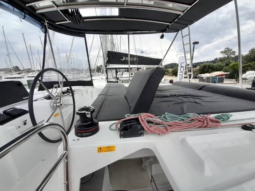 Catamaran Lagoon 46 Thalasea