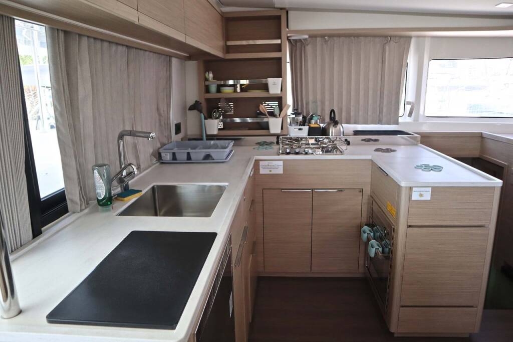 Katamaran Lagoon 46 Krista