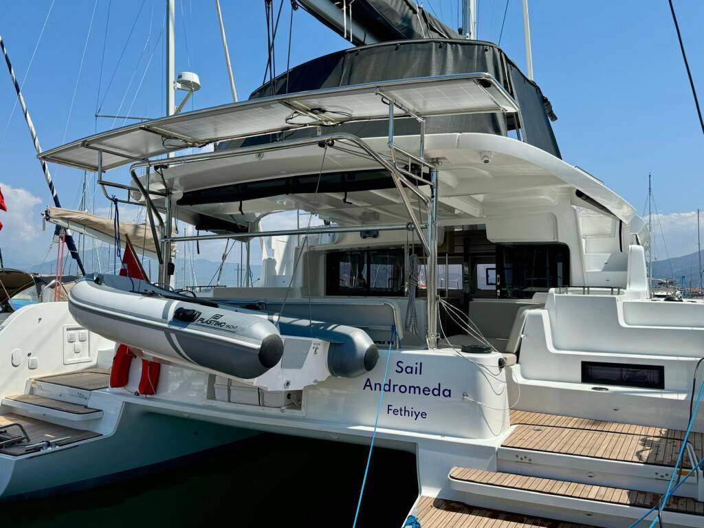 Catamaran Lagoon 46 Sail Andromeda