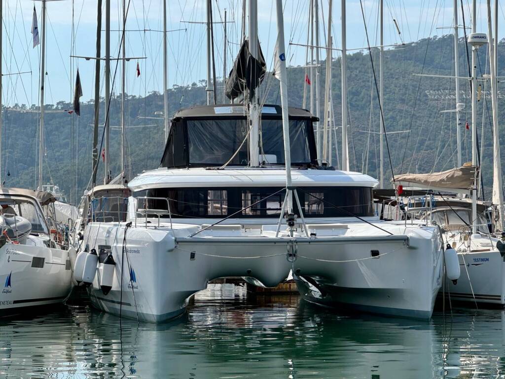 Catamaran Lagoon 46 Sail Andromeda
