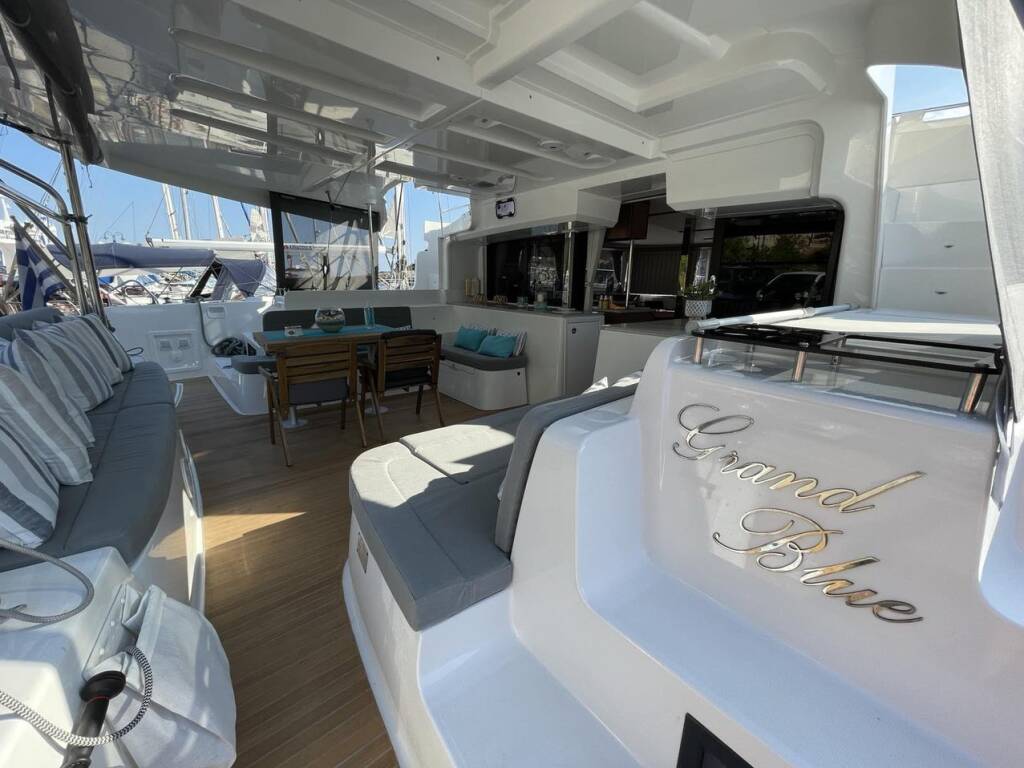 Catamaran Lagoon 46 Grand Blue
