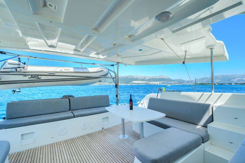Catamaran Lagoon 46 Adrion