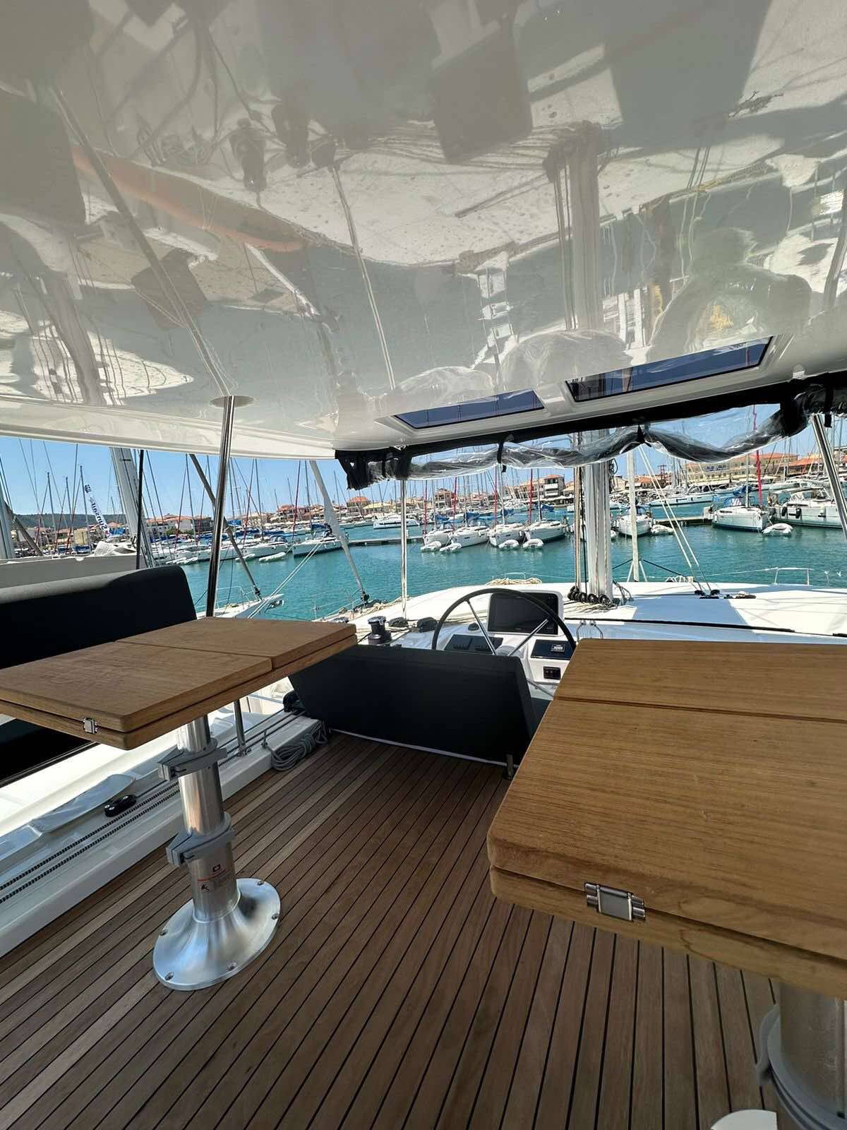 Catamaran Lagoon 46 Cass