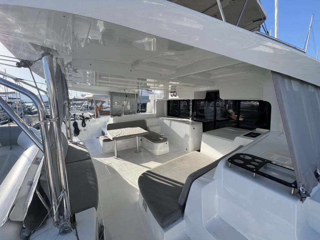 Catamaran Lagoon 46 Dos Hermanos