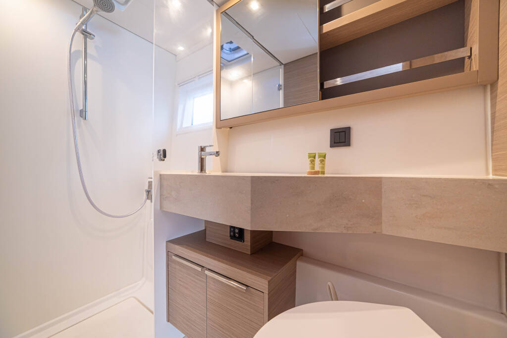 Katamaran Lagoon 46 Ervis