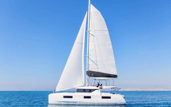 Lagoon 46 Iris Athens, Alimos marina