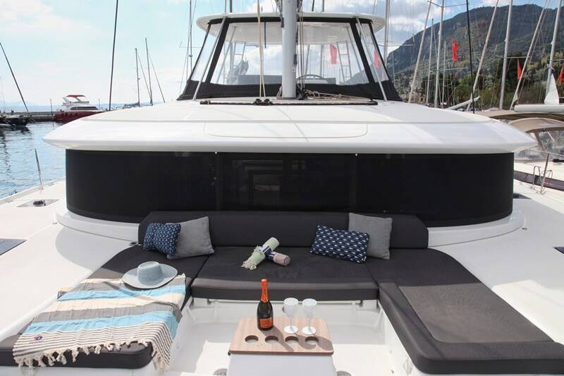Catamaran Lagoon 46 Iris