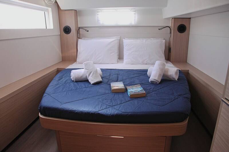 Catamaran Lagoon 46 Iris