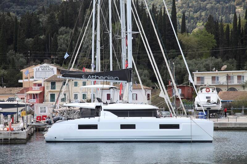 Catamaran Lagoon 46 Iris