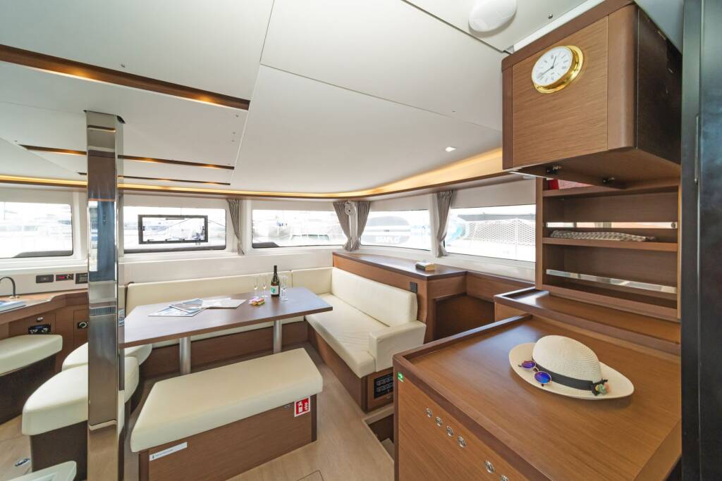 Catamaran Lagoon 46 Nefeli