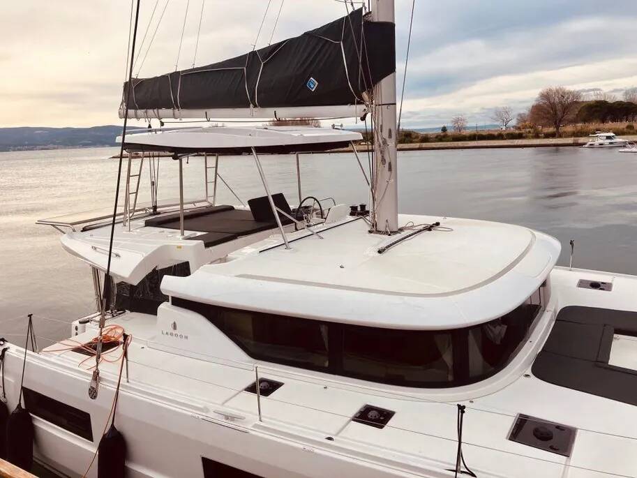 Catamaran Lagoon 46 Almisa
