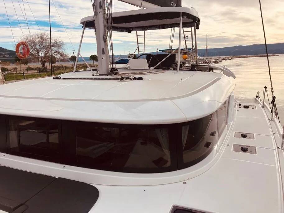 Catamaran Lagoon 46 Almisa