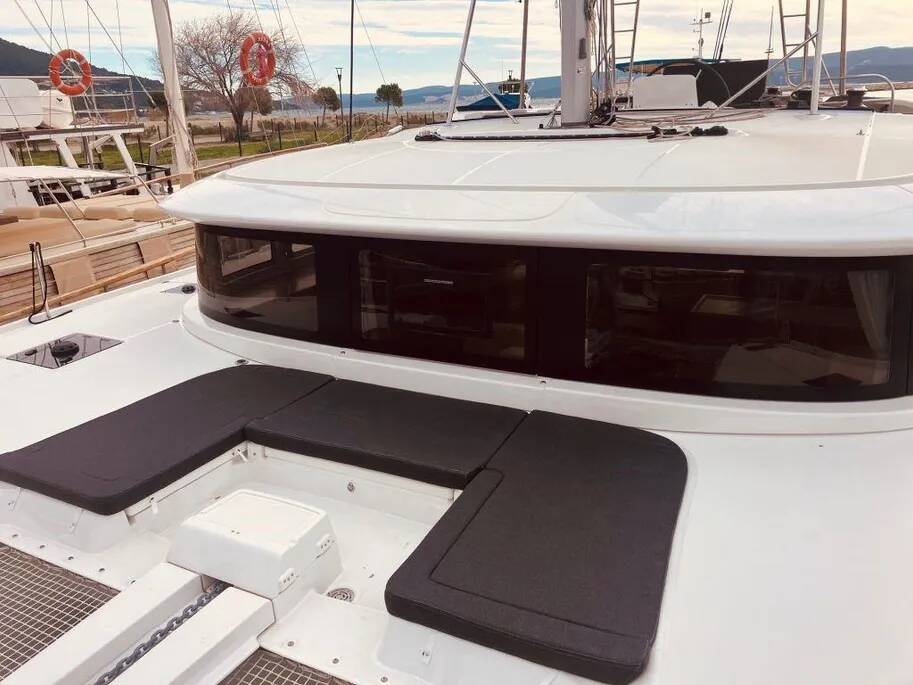 Catamaran Lagoon 46 Almisa