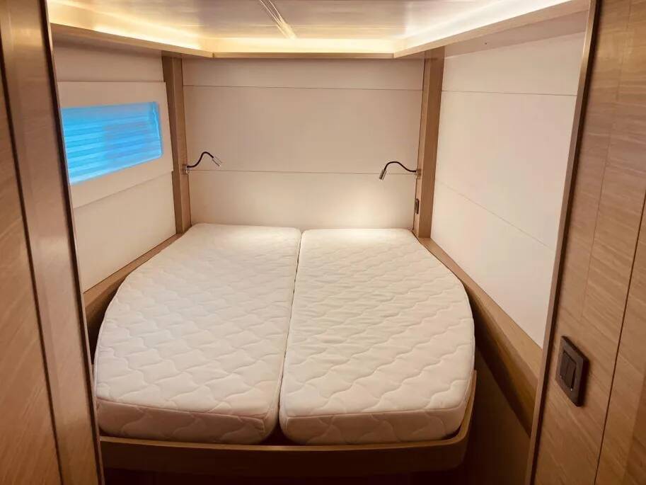Catamaran Lagoon 46 Almisa