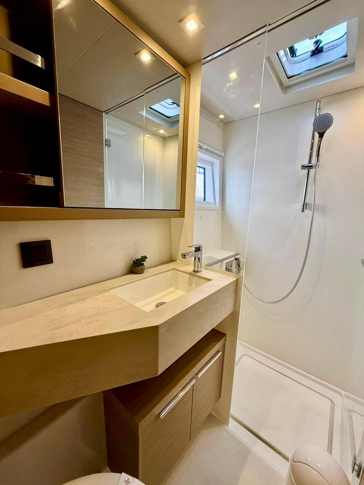 Catamaran Lagoon 46 No Limit I