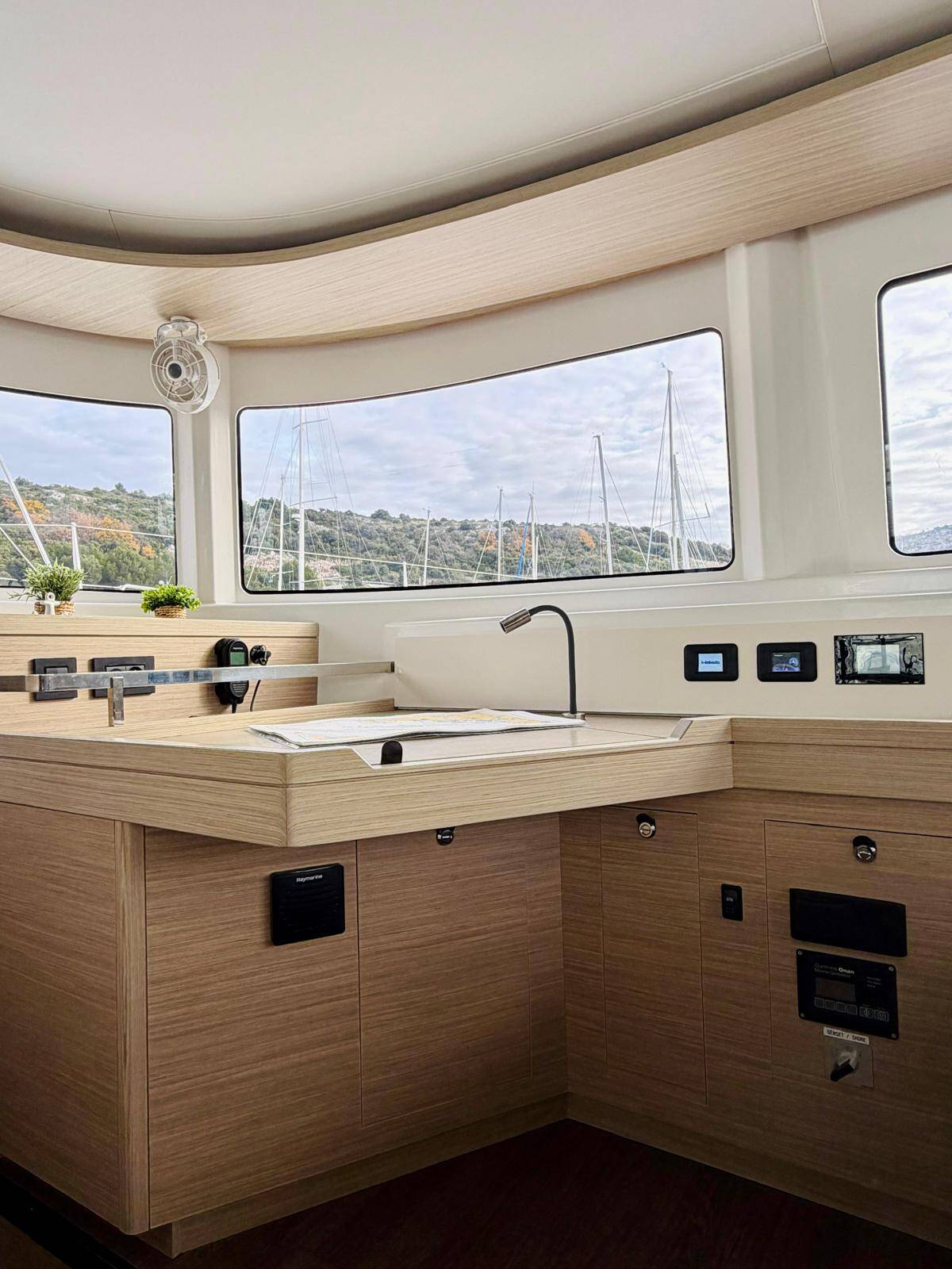 Catamaran Lagoon 46 No Limit II